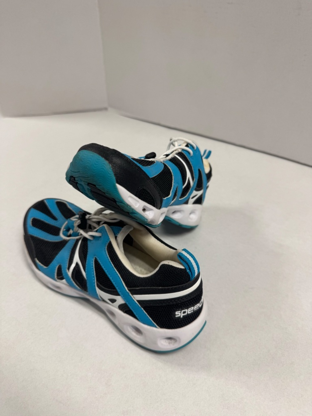 Speedo Women's Hydro Comfort 4.0 Athletics Water Shoes - Size 8. - Picture 4 of 15